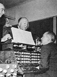 trautonium - Hitchcock et sala.jpg