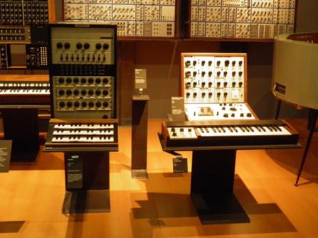 synthtiseurs.JPG