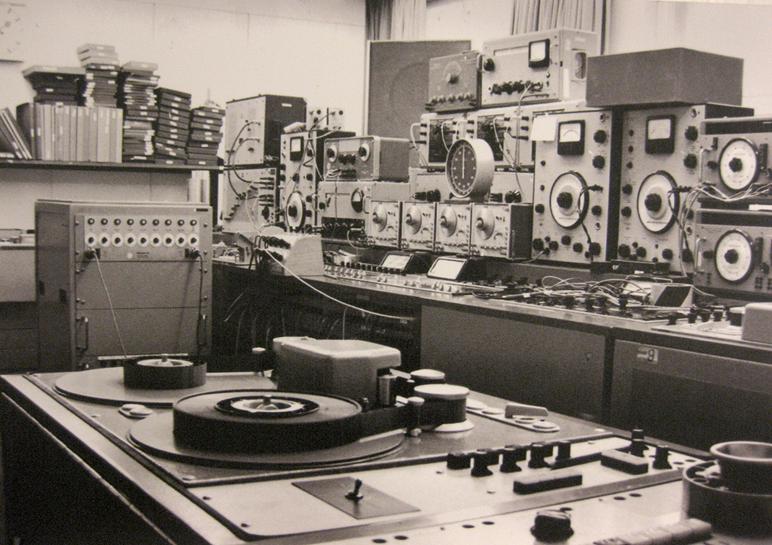 wdr studio.jpg